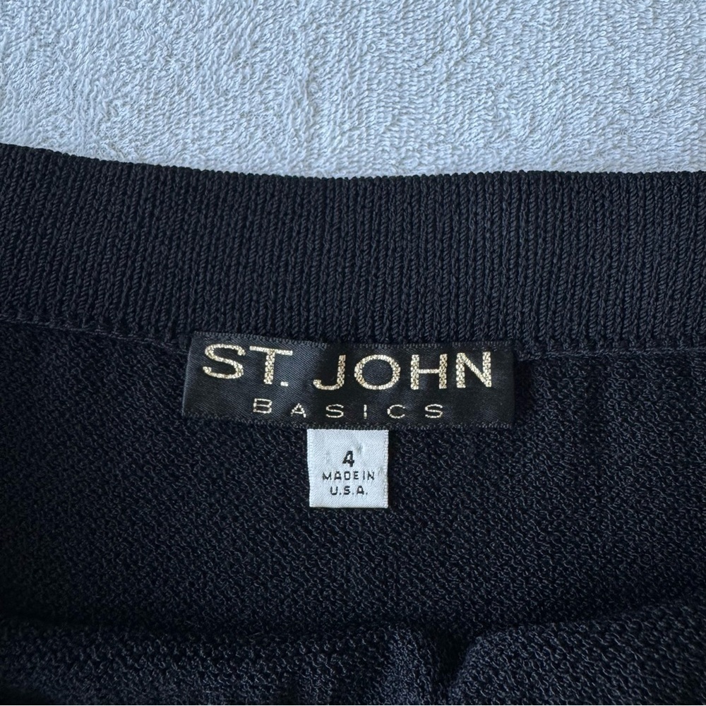 St. John Designer Black knot Pencil Skirt for Work size 4 - Picture 2 of 7